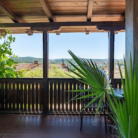 Винената Къща Veliko Tărnovo Exterior foto