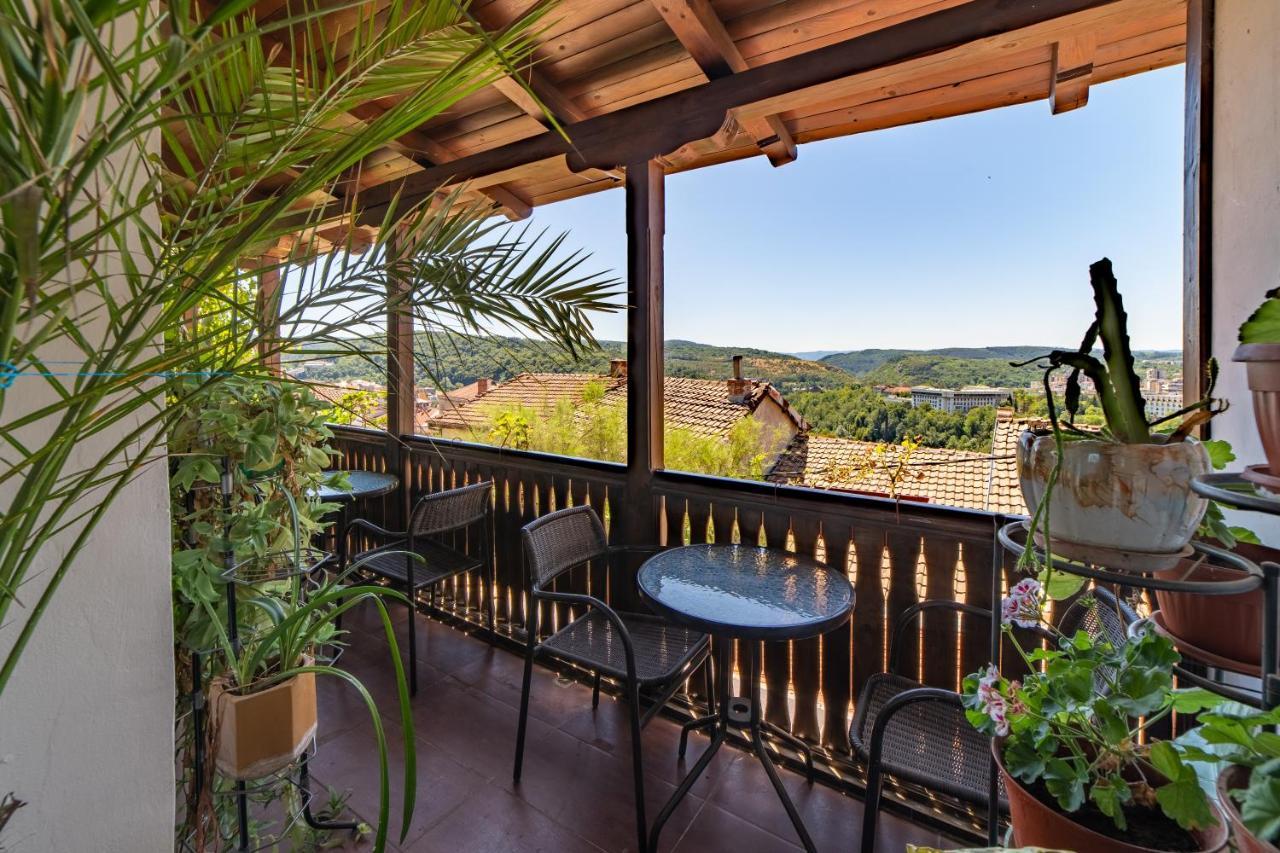 Винената Къща Veliko Tărnovo Exterior foto